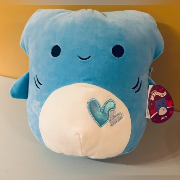 NWT 12” Nitro the Hammehead Shark Squishmallow Valentine's Day - Picture 2 of 4